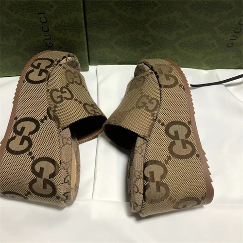 Gocci Slipper