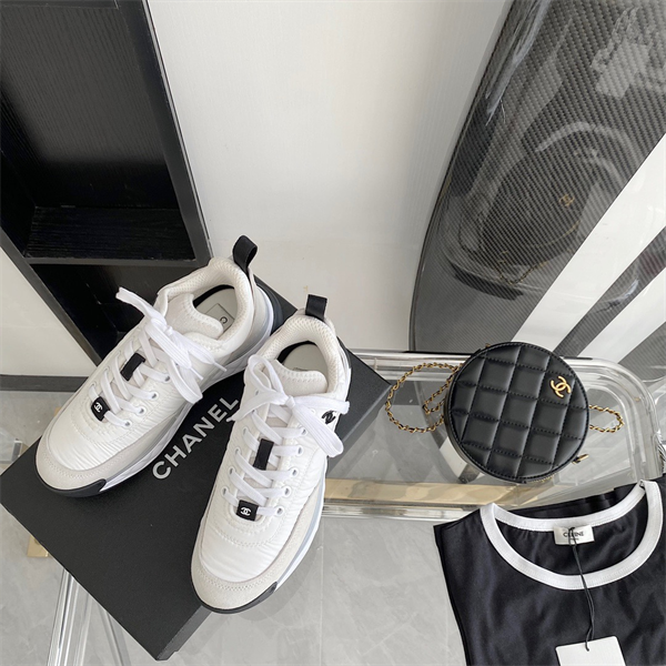 Chanal Sneakers