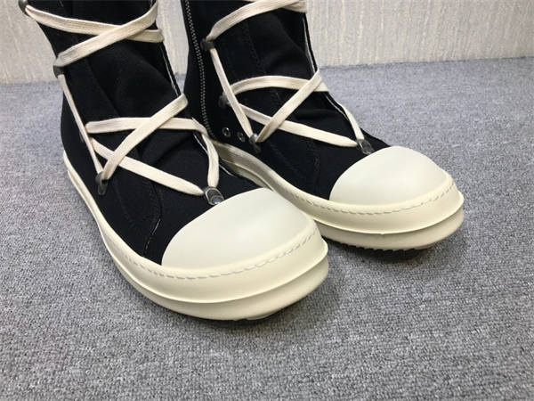 RI*K OWENS SNEAKERS