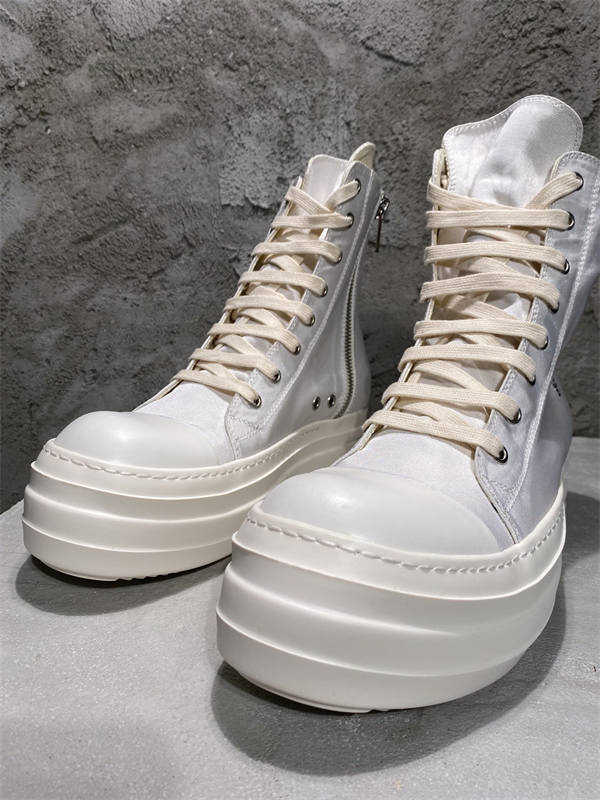RI*K OWENS SNEAKERS