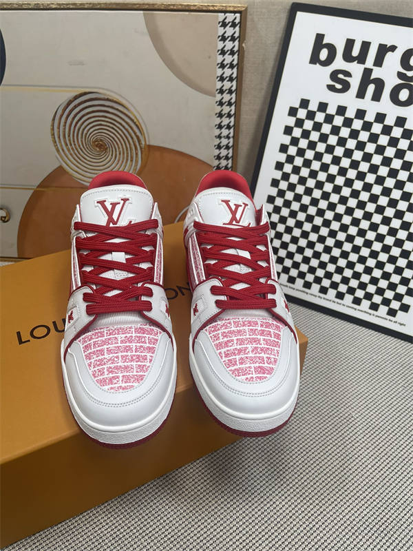 LV053
