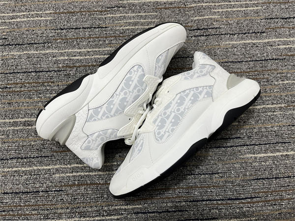 D*or sneaker 009