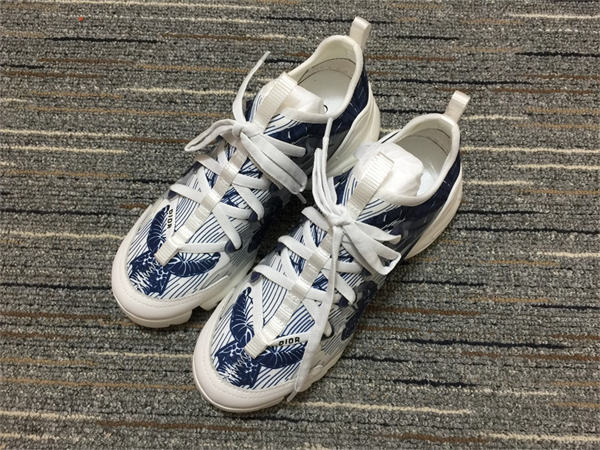 DR Sneakers
