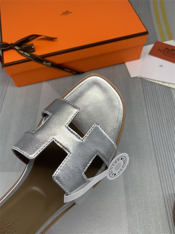 H Slipper