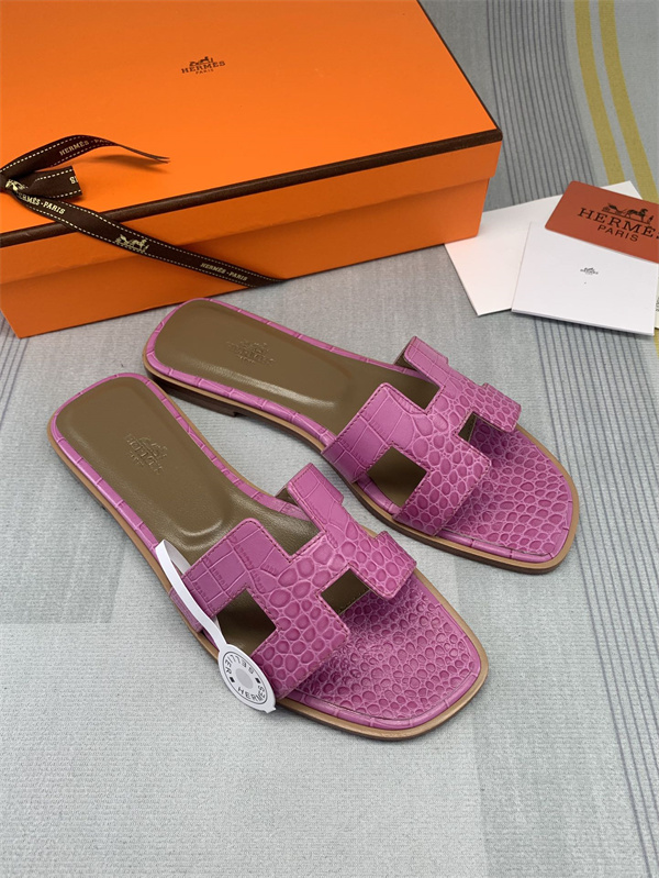 H Slipper