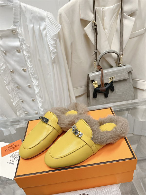 H Slipper