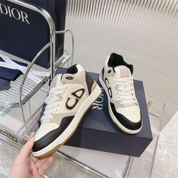 Dr B57 Sneaker