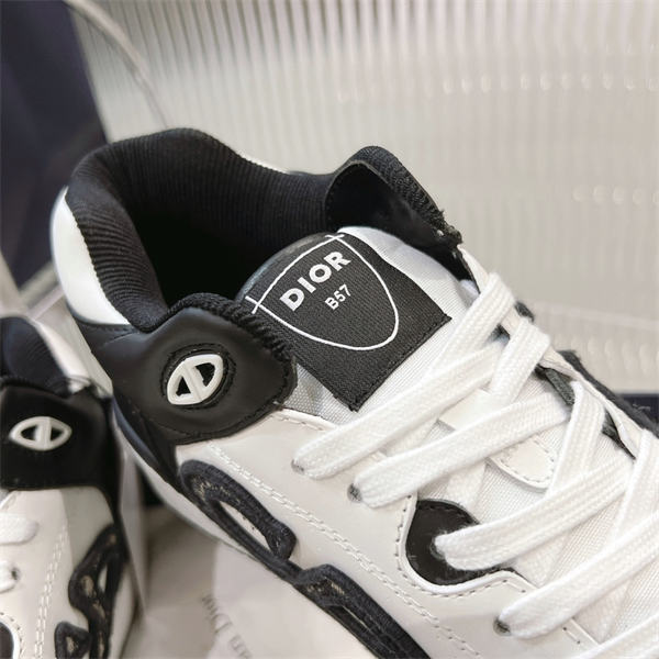 Dr B57 Sneaker