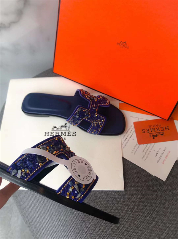 H Slipper