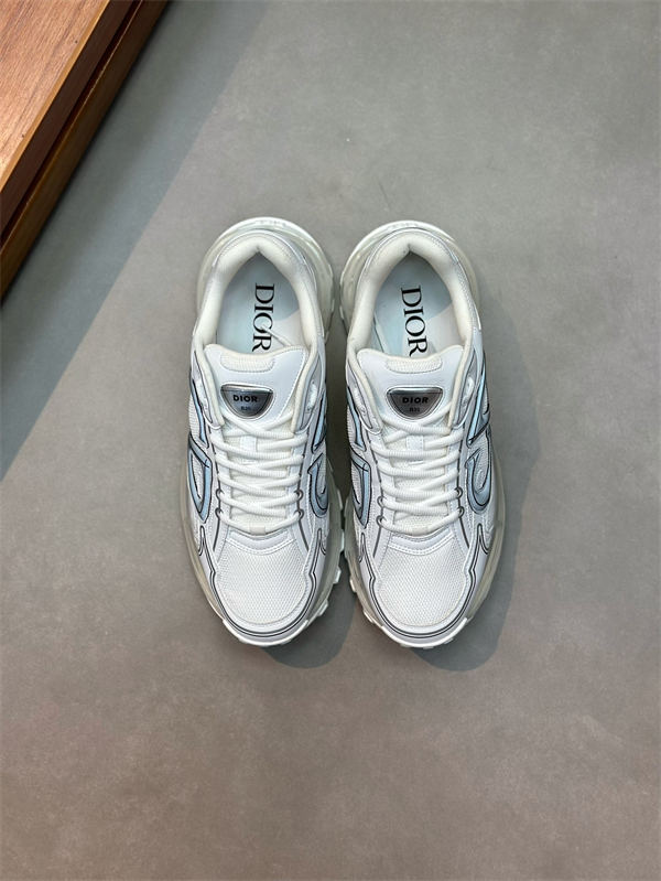 Dr Sneaker