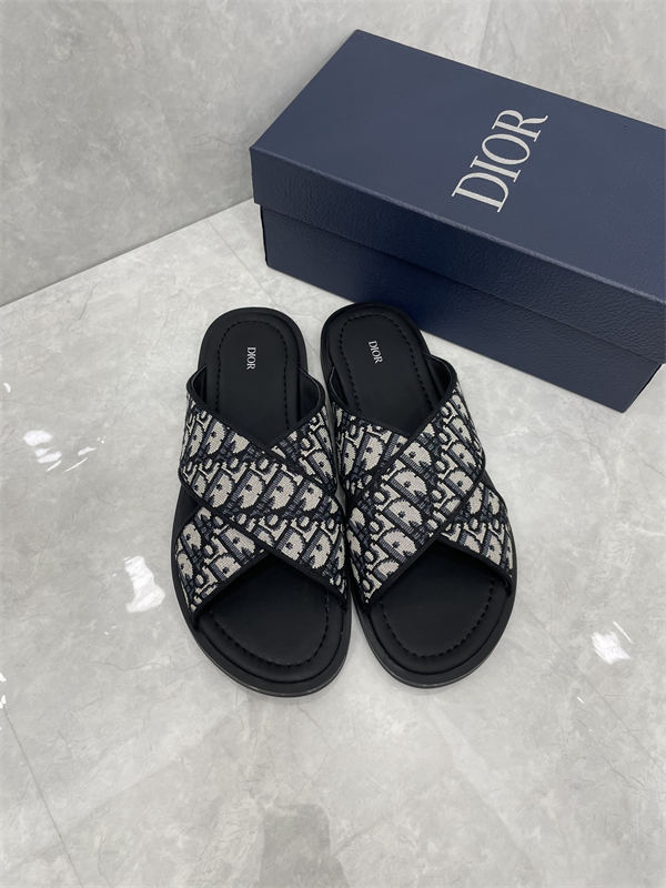 Dr Slipper