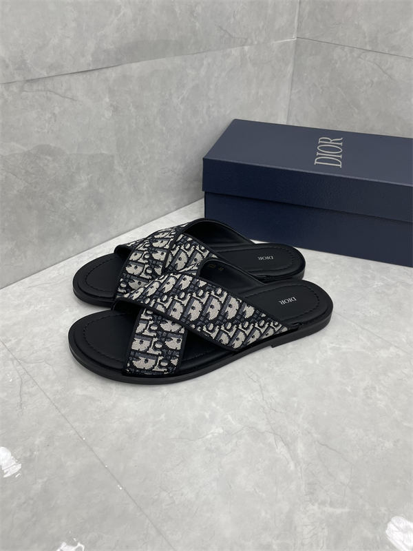 Dr Slipper