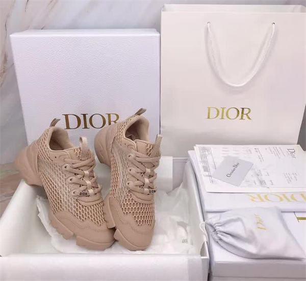 Dr Sneaker