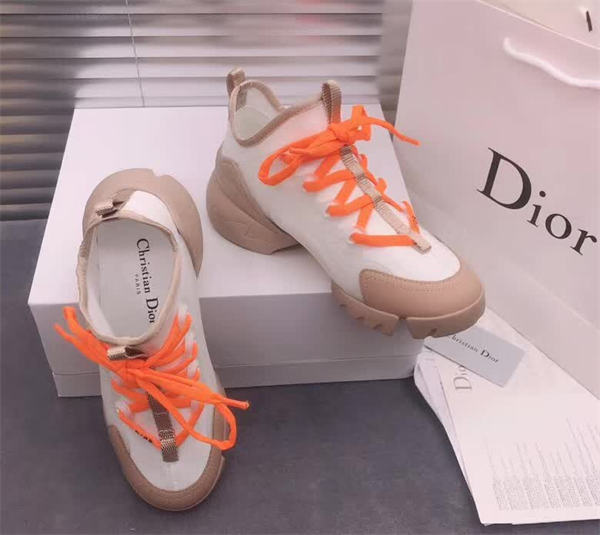 Dr Sneaker