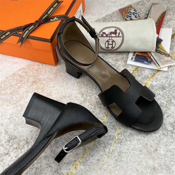 H Sandals