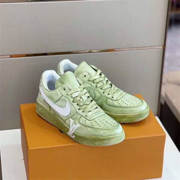 LV x Nike Sneaker