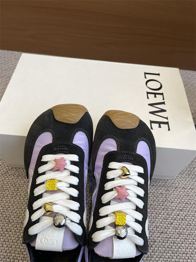 L0ew* sneaker