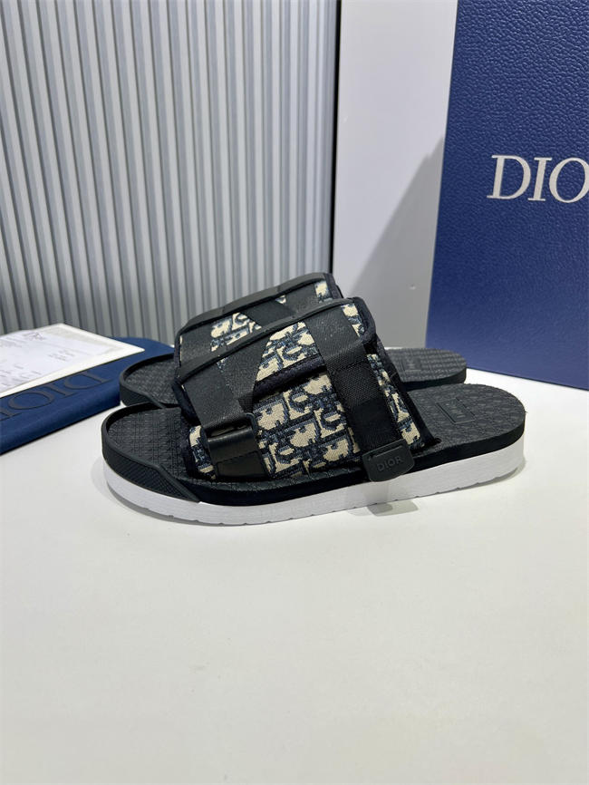 Dio Slipper