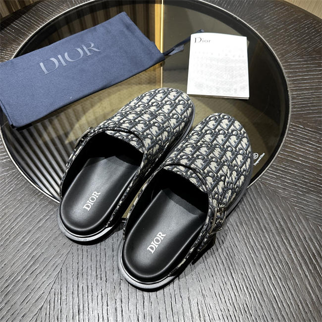 Dio Slipper