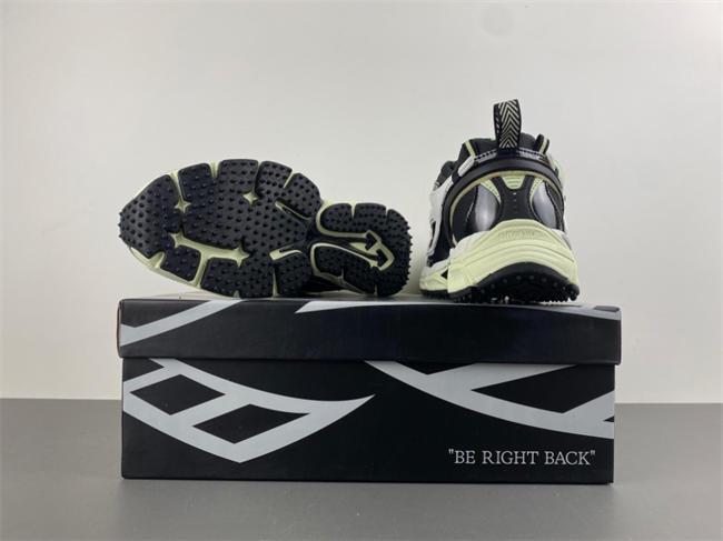 OFF-WHITE Be Right Back