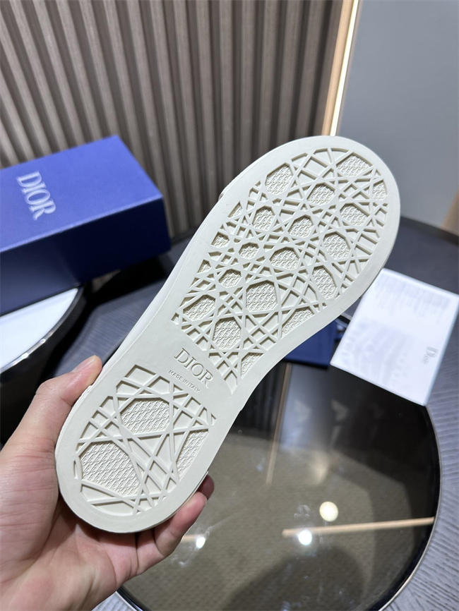 D10r B33