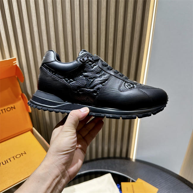 Lv Sneaker