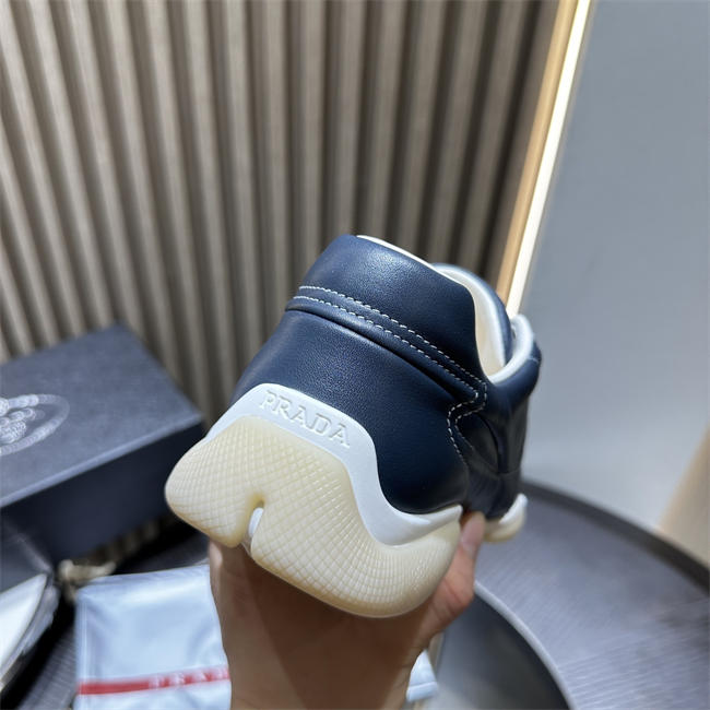 Pra*a Sneaker