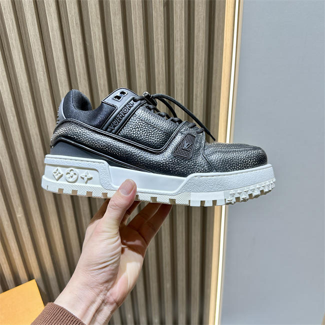 LV Trainer Maxi Sneaker