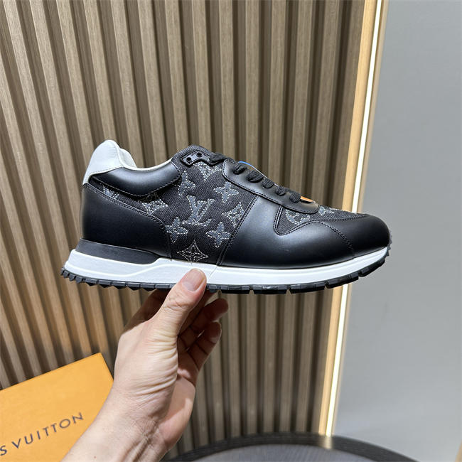 Lv Sneaker