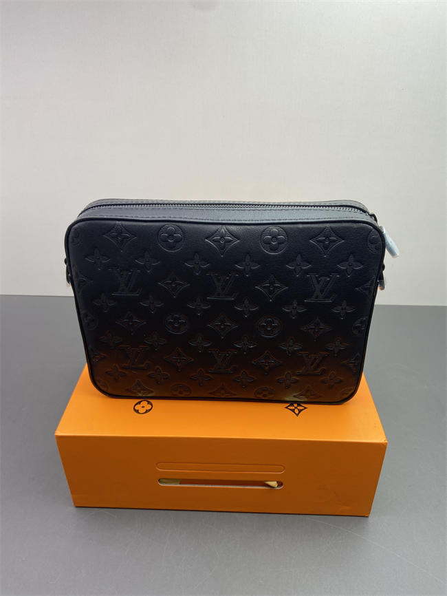 LV Trio Messenger