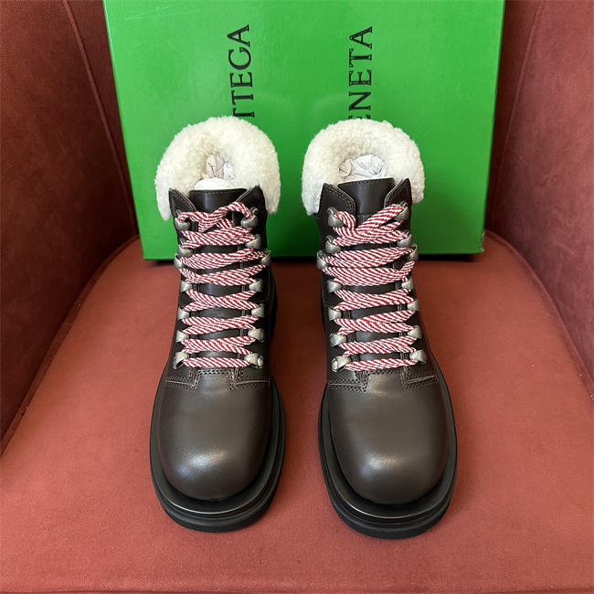 B0tt*ga Ven*ta Boot