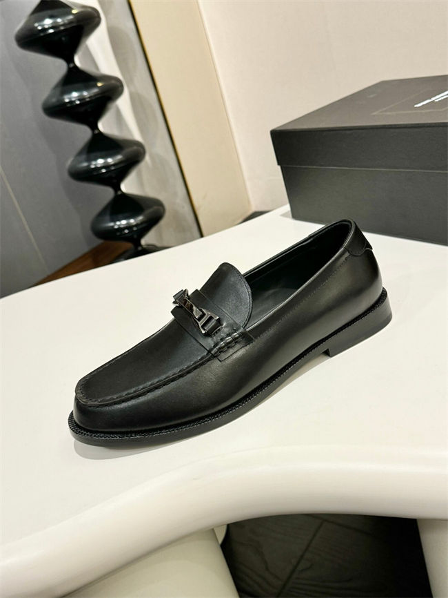 Y51 Loafer 017