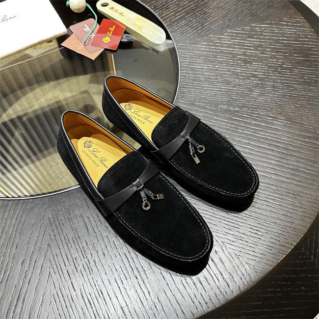 L0r0 P1ana Loafer