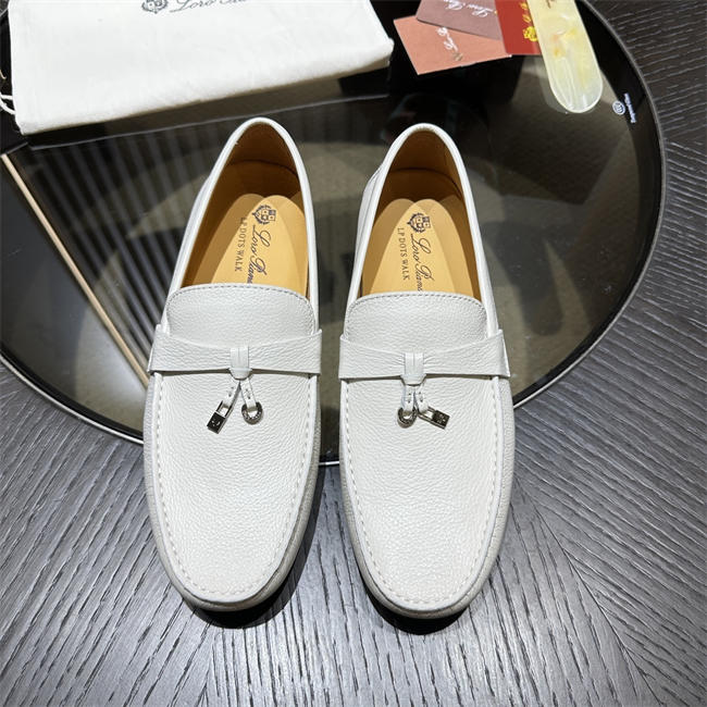 L0r0 P1ana Loafer
