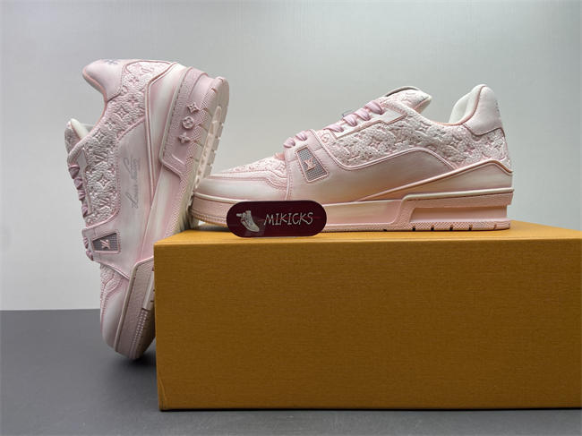 LV Trainer Sneaker