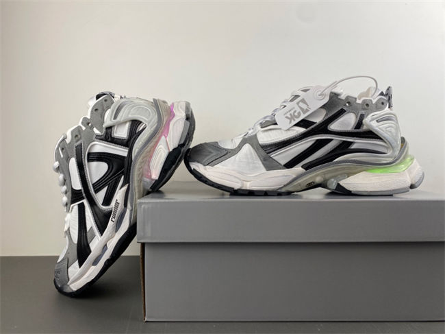 Ba1en*iaga RUNNER LED