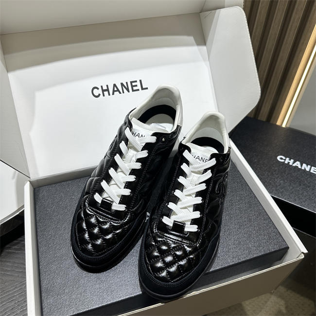 Chanal Sneakers