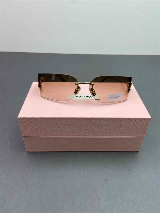 M1um1u Glasses
