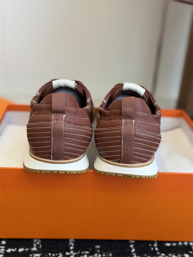 HER MES Sneaker
