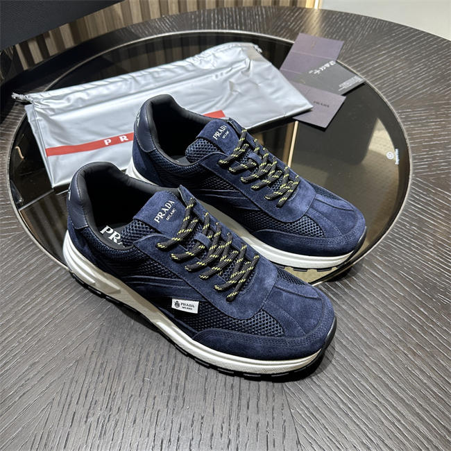 Pra*a Sneaker085