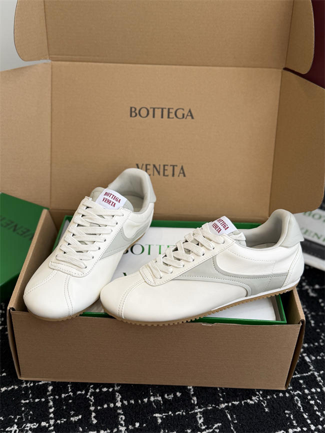 B0tt*ga Ven*ta Sneaker