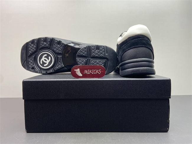 Chanal Sneakers