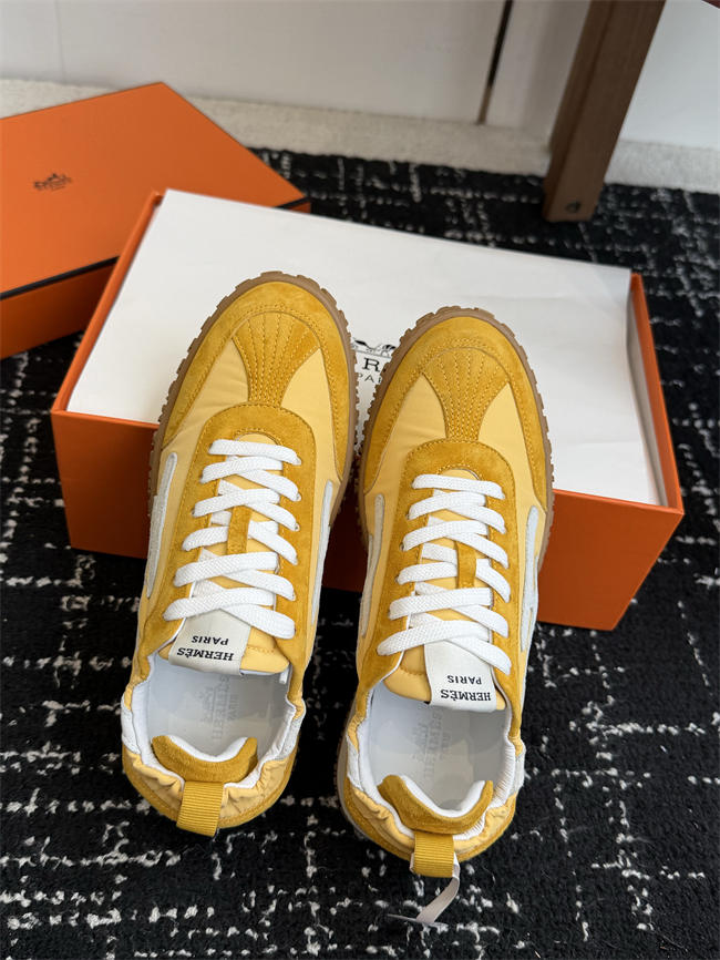 HER MES Sneaker