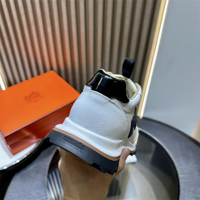 HER MES Sneaker