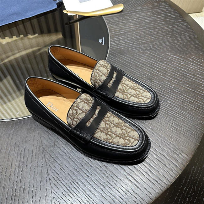D10r Loafer