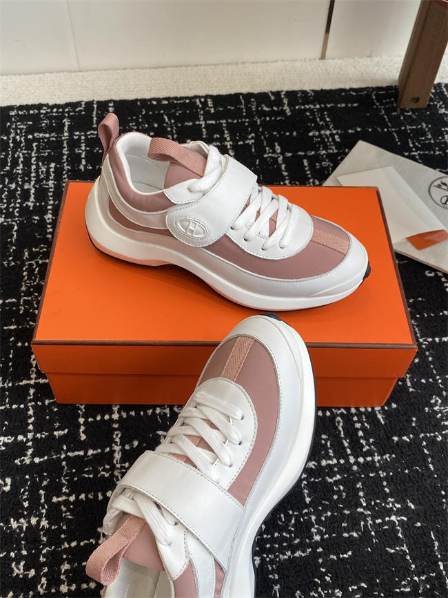 HER MES Sneaker