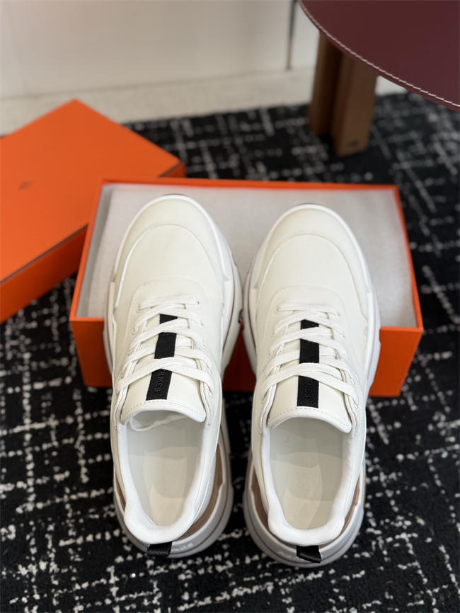 HER MES Sneaker