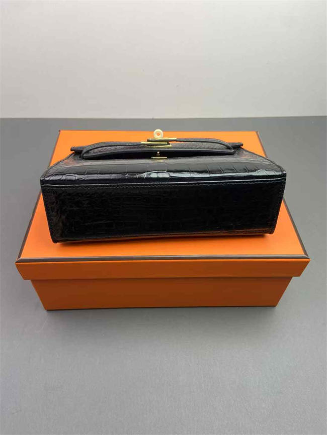 H**me5 Kelly Pochette Black