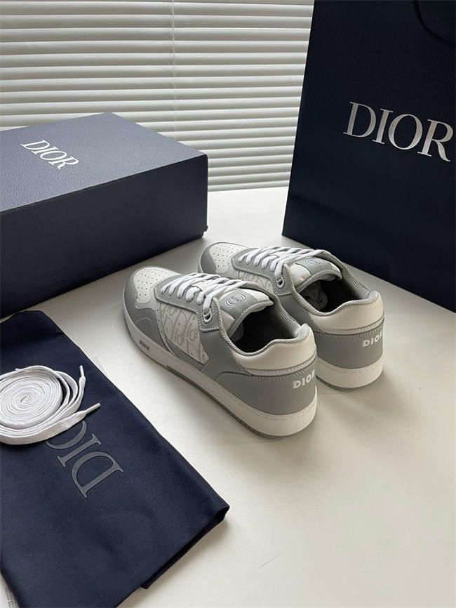 Dr B27 Sneaker