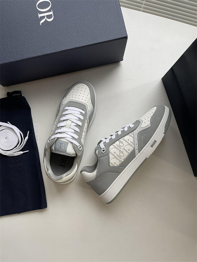 Dr B27 Sneaker